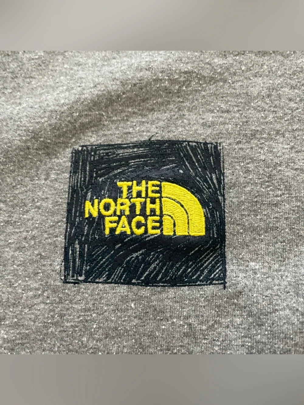 The North Face Logo Play Graphic Men's Crew Neck Long Sleeve T-Shirt Size Small